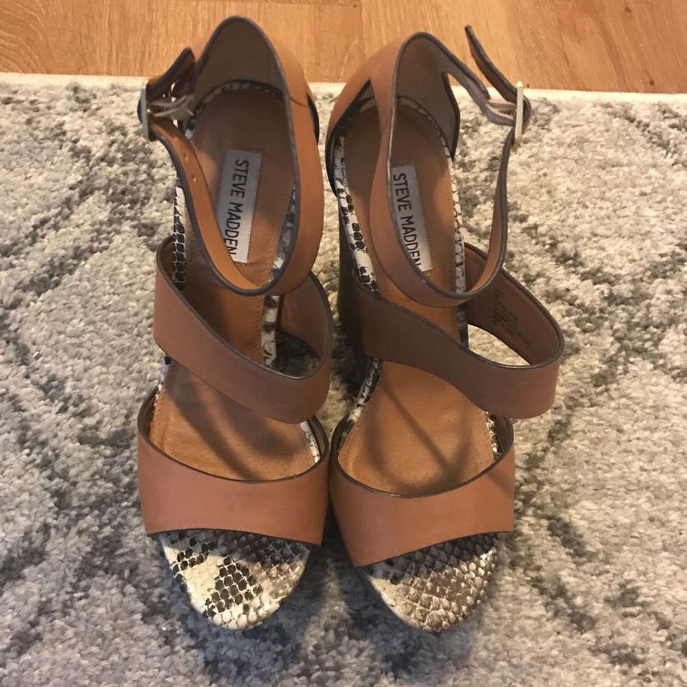 Steve Madden wedge heels